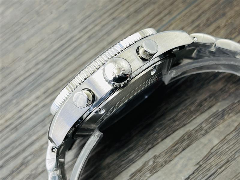 202457162437510 1800